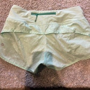 lulu shorts!!!